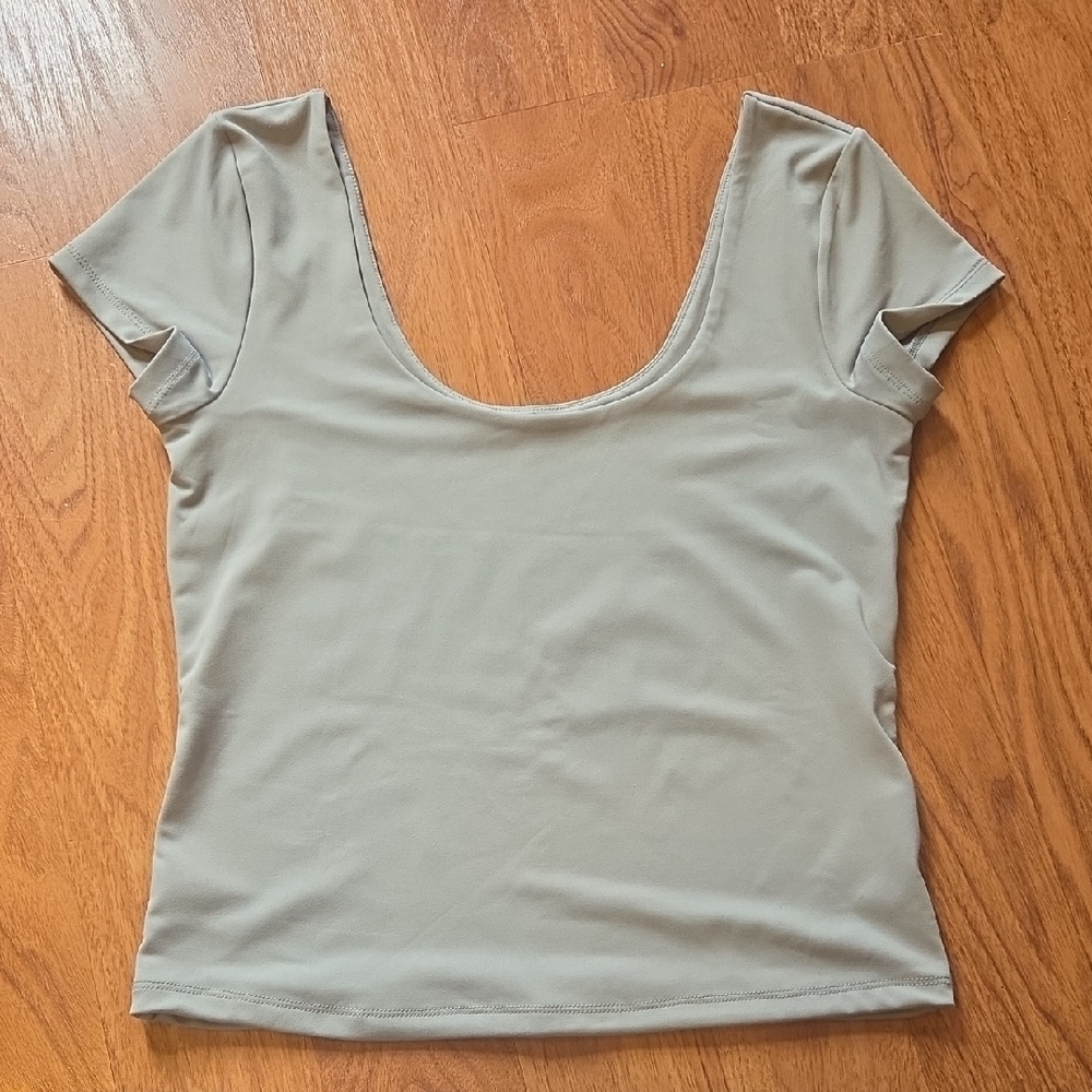 SALE 3 For $20 Old Navy Double Lined Scoop Neck Short Sleeve Top Sage Green MED